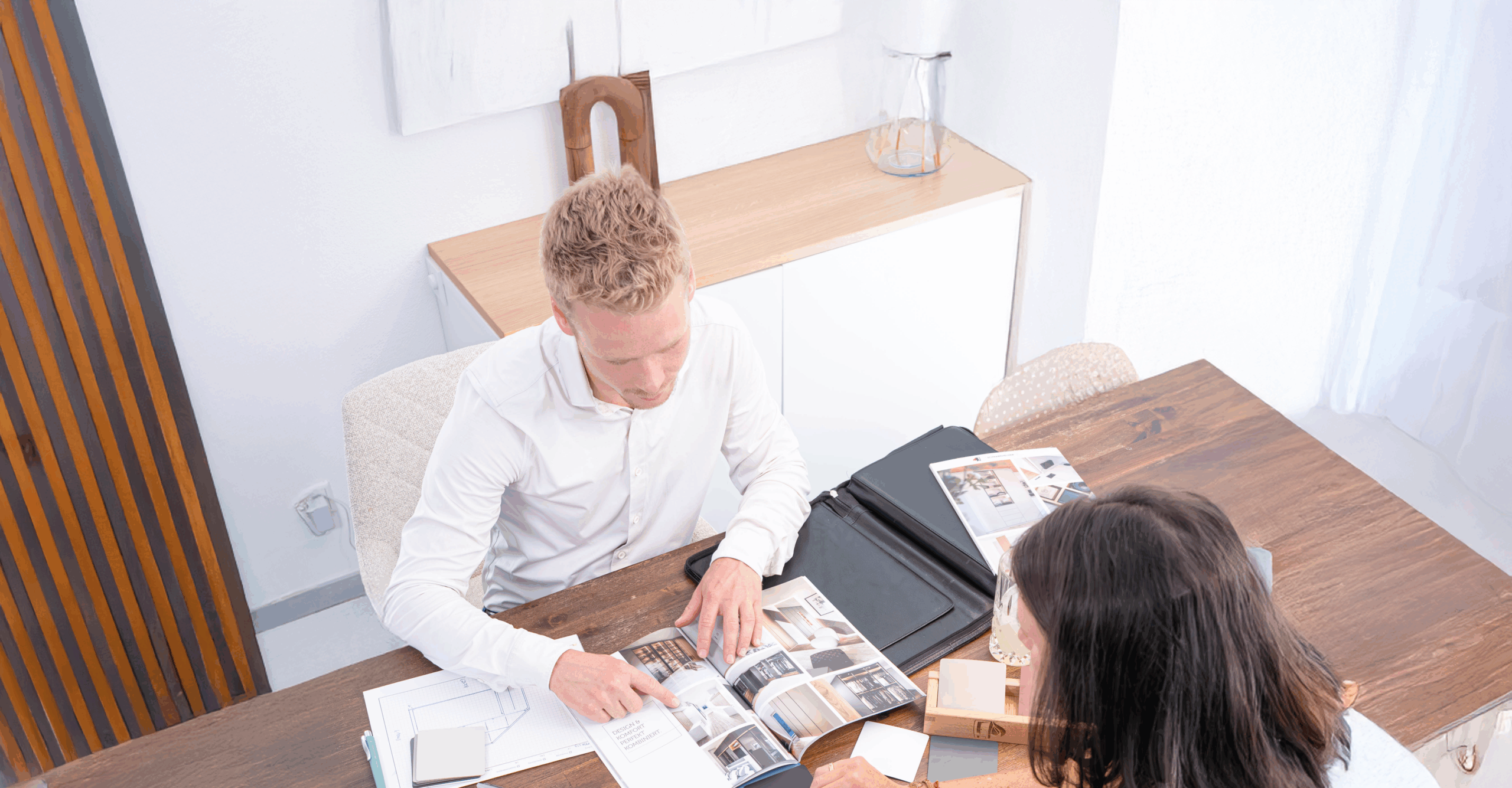 Planning meeting with customer