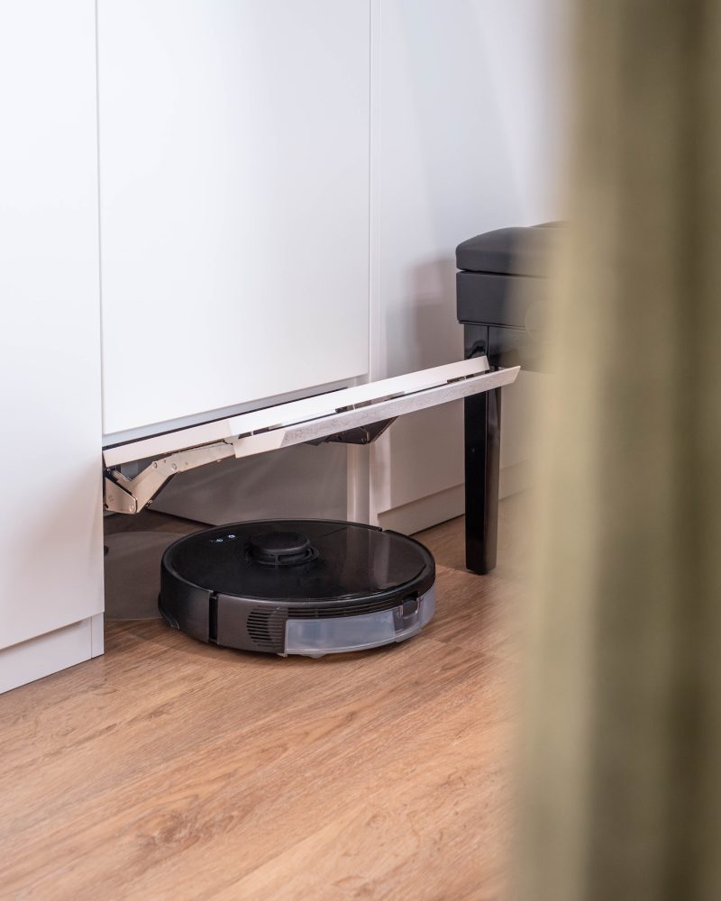 Built-in cabinet, matte white, robot vacuum cleaner
