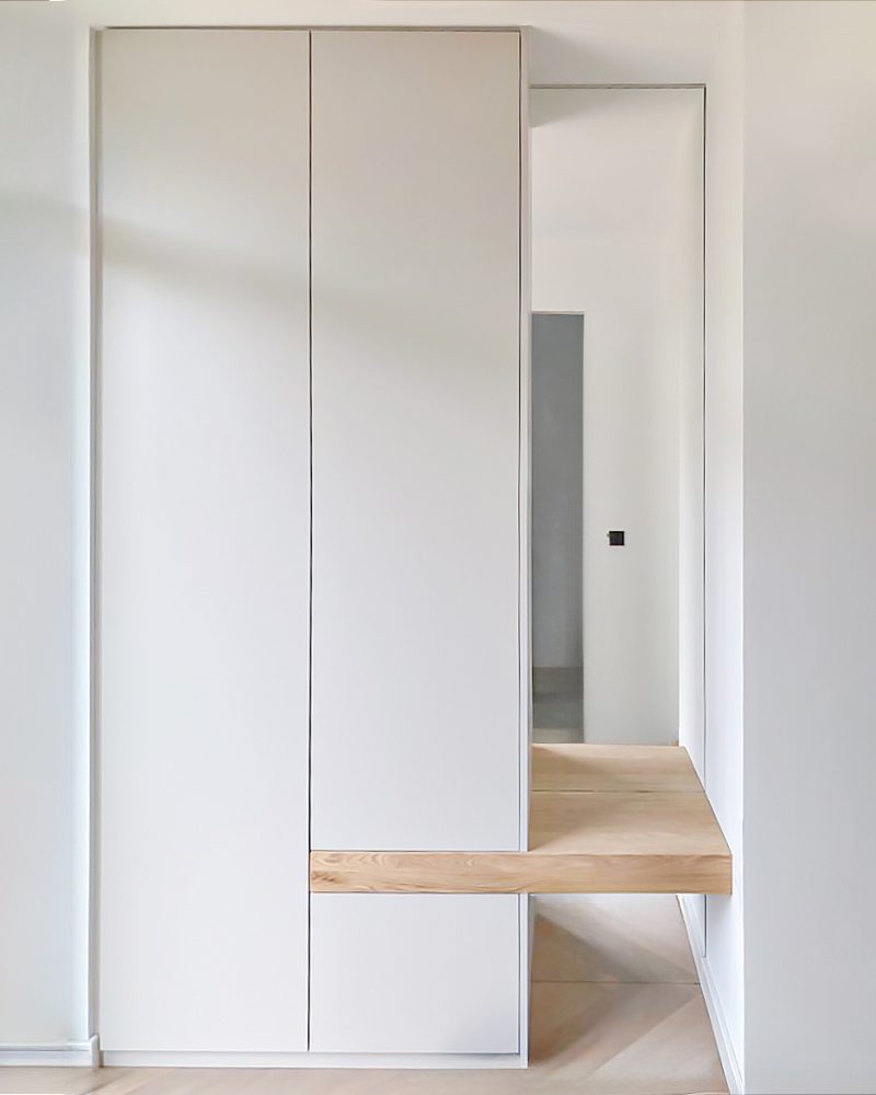 Hall cupboard with mirror and small storage niche