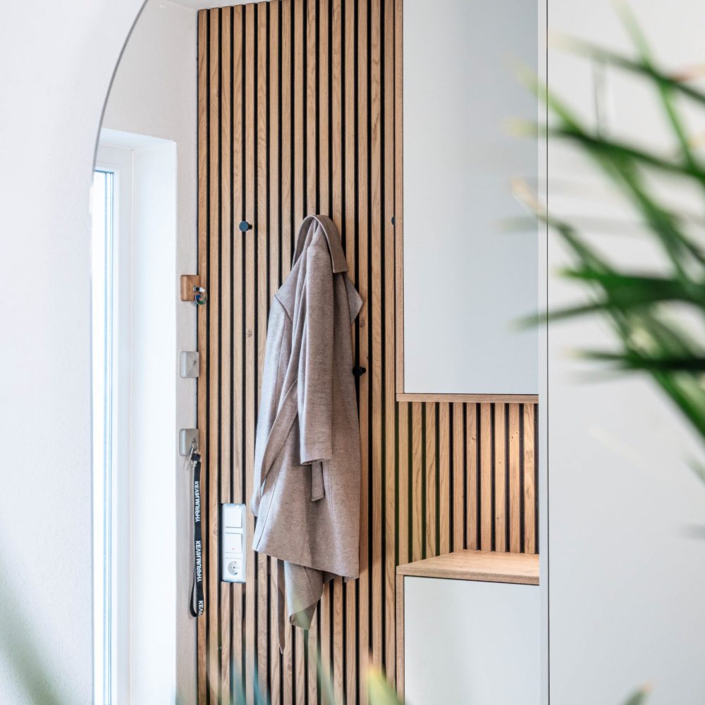 Wardrobe matt white oak panels