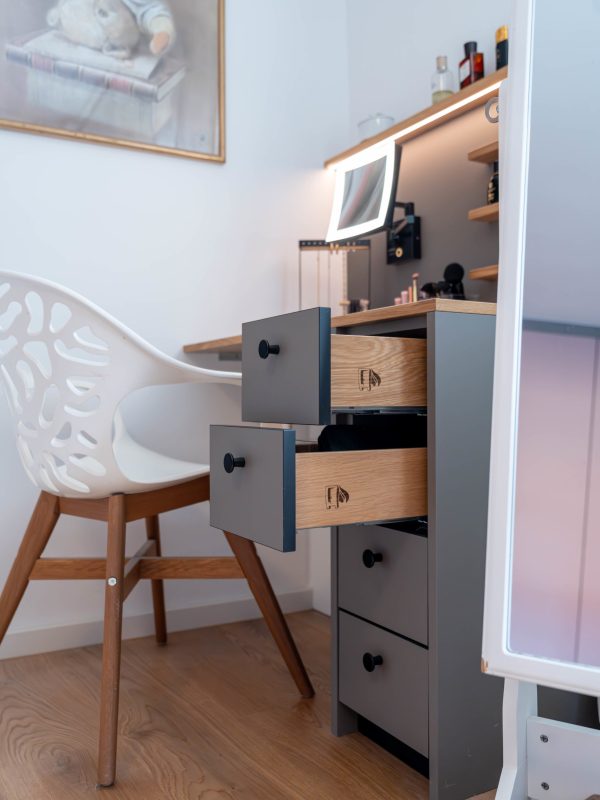 Anthracite-colored desk with pull-out drawers