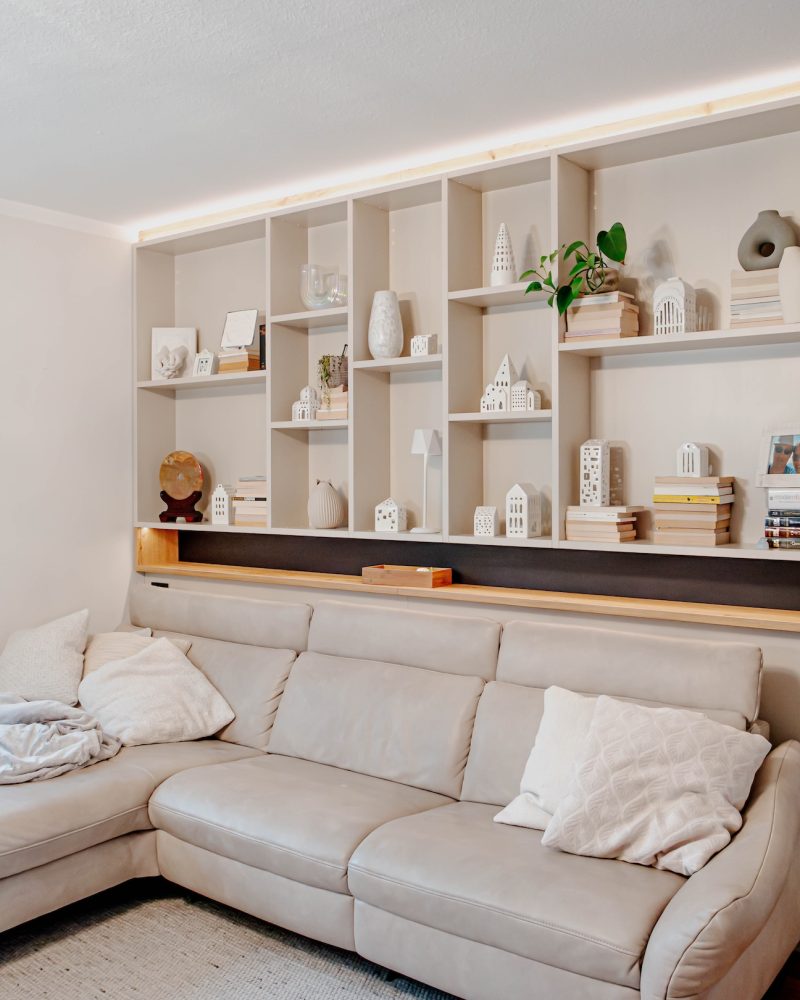 Wall unit champagne inlay panel wild oak LED strips